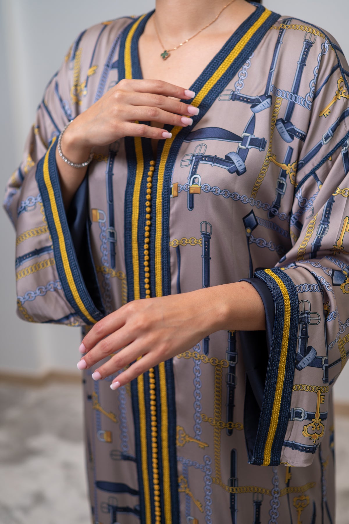 Robe caftan look 08